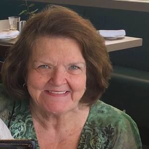 Meet your Posher, Leslie